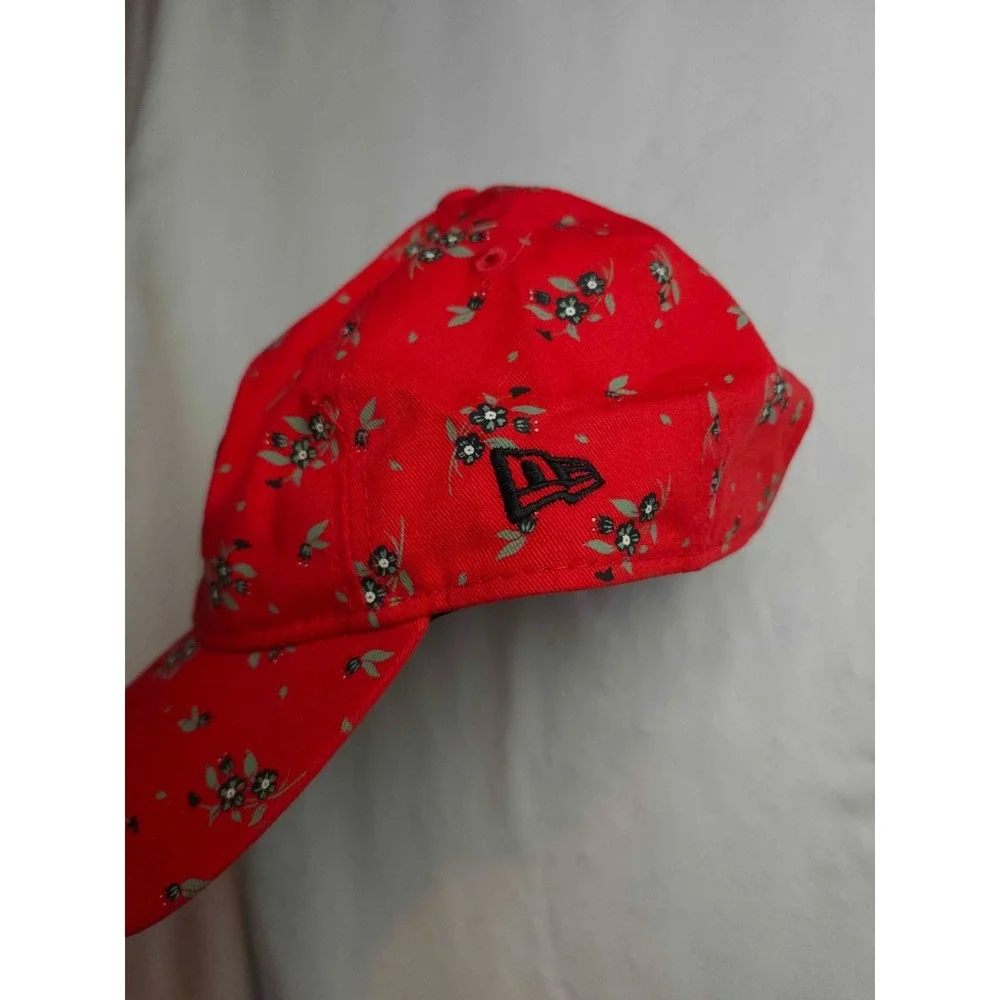 New Era 9TWENTY Atlanta Hawks Hat Cap Women Floral Red NBA Adjustable Baseball